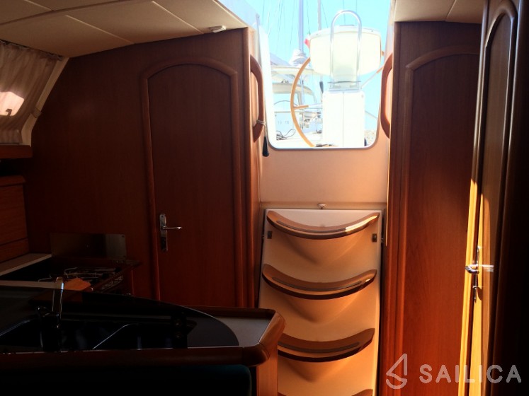 Sun Odyssey 37 - Yacht Charter Sailica