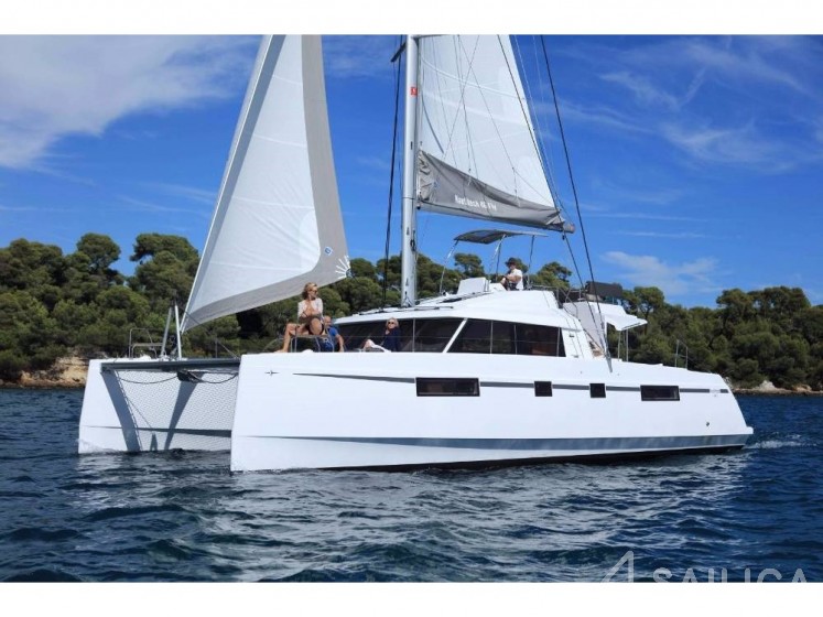 Nautitech 46 Fly - Yacht Charter Sailica