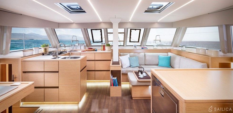 Nautitech 46 Fly - Yacht Charter Sailica