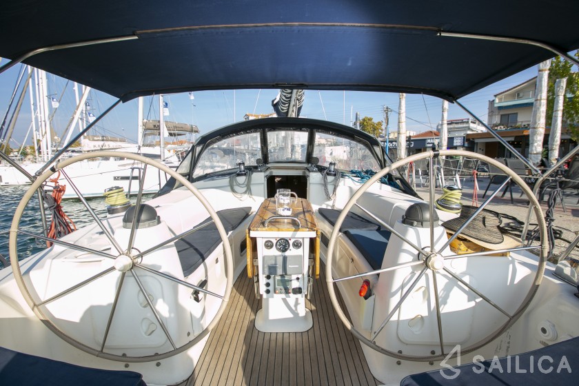 Bavaria 44 - Yacht Charter Sailica