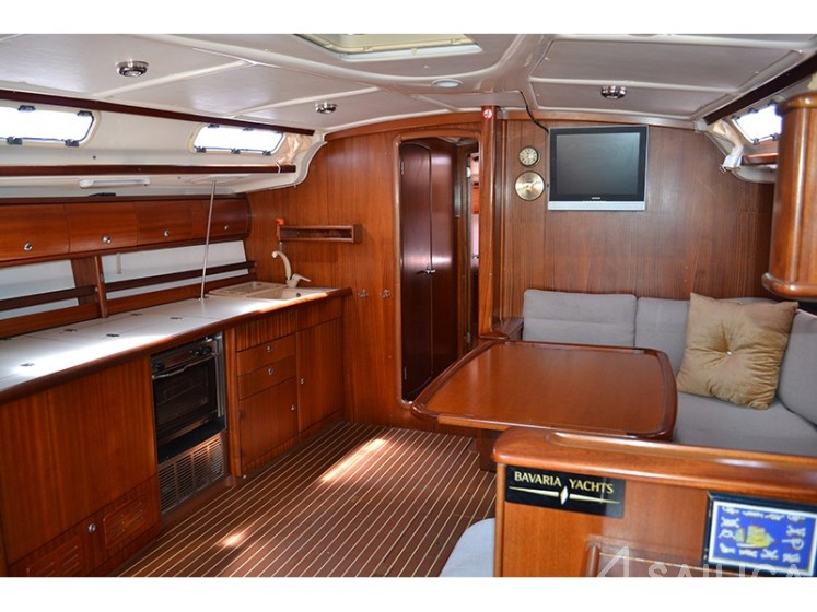 Bavaria 44 - Yacht Charter Sailica