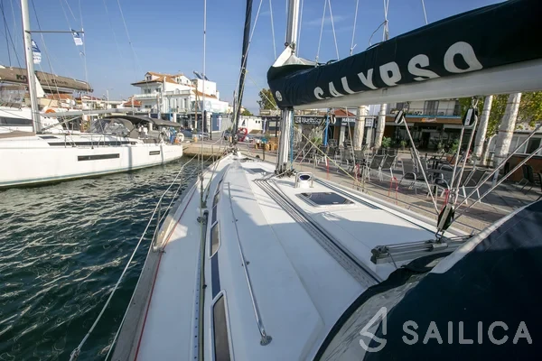 Bavaria 44 - Yacht Charter Sailica