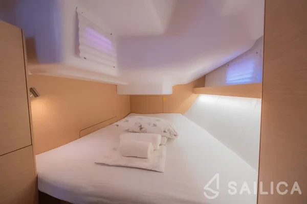 Elan 45 Impression - Yacht Charter Sailica