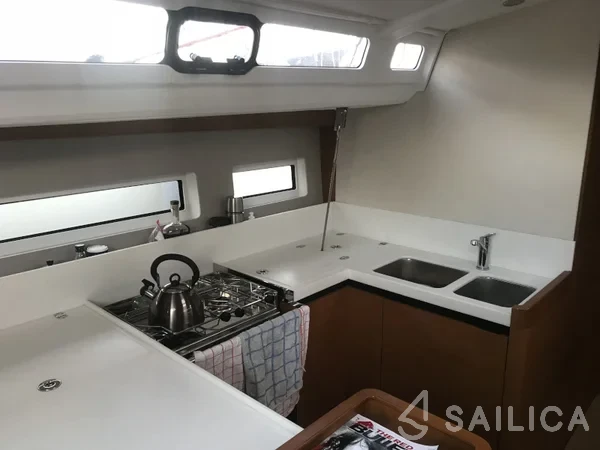 Sun Odyssey 440 - Yacht Charter Sailica