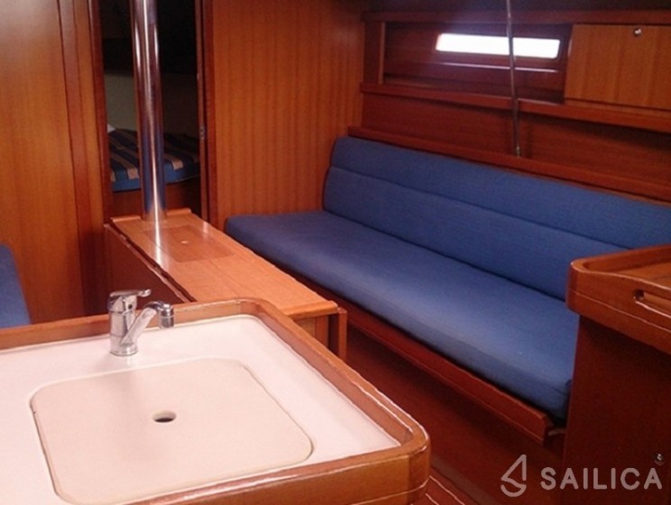 Dufour 325 Grand Large - Yacht Charter Sailica