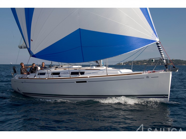 Dufour 325 Grand Large - Yacht Charter Sailica