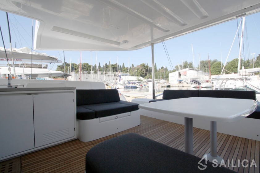 Lagoon 50 - Yacht Charter Sailica