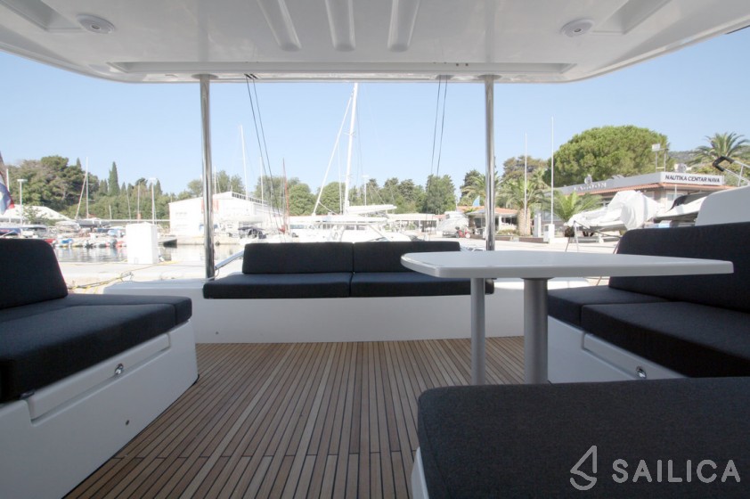 Lagoon 50 - Yacht Charter Sailica