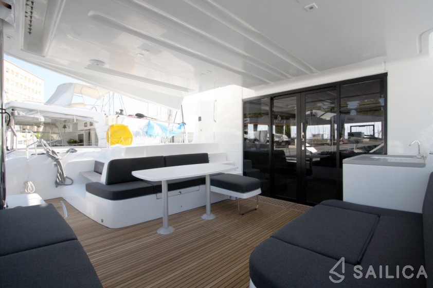 Lagoon 50 - Yacht Charter Sailica