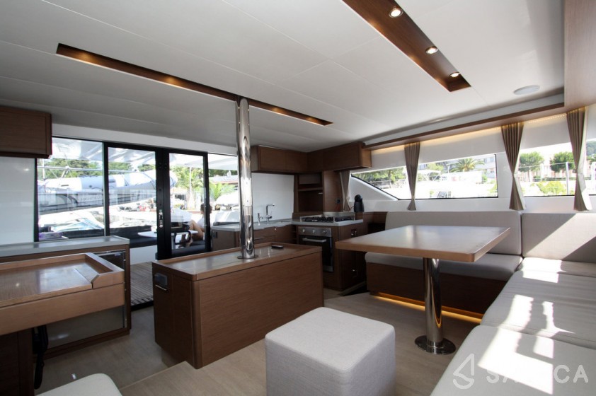 Lagoon 50 - Yacht Charter Sailica