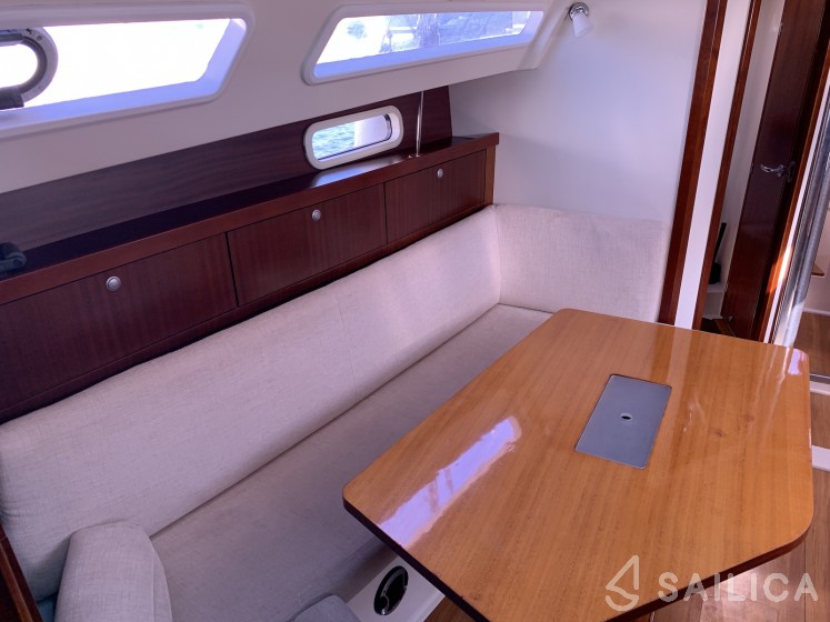 Hanse 350 - Yacht Charter Sailica