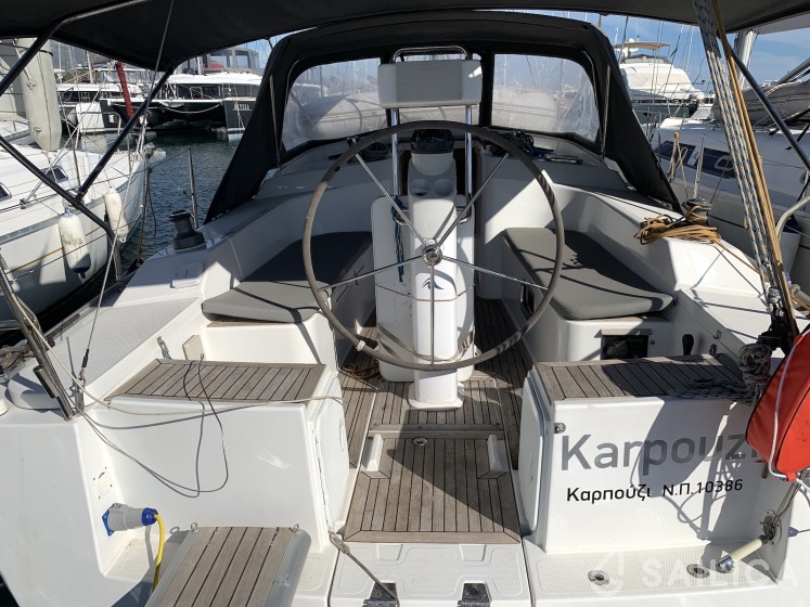 Hanse 350 - Yacht Charter Sailica