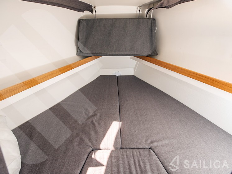 Ofcet 32 sc - Yacht Charter Sailica