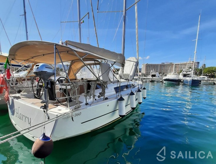 Dufour 360 Grand Large - Yacht Charter Sailica
