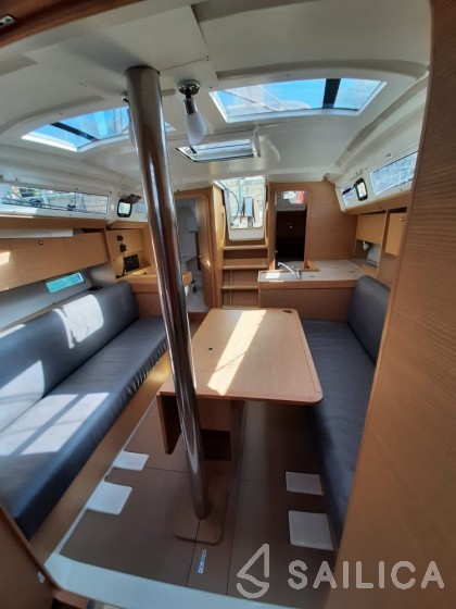 Dufour 360 Grand Large - Yacht Charter Sailica