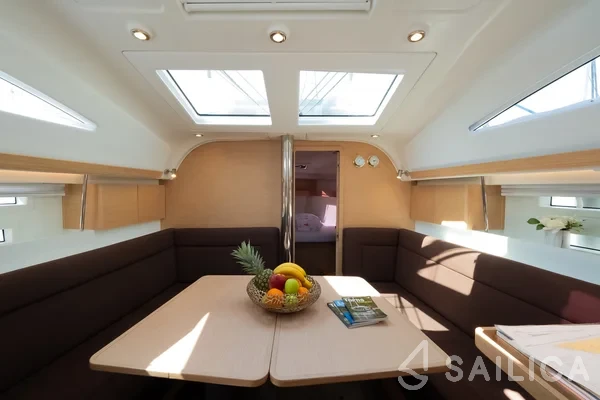 Elan 40 Impression - Yacht Charter Sailica