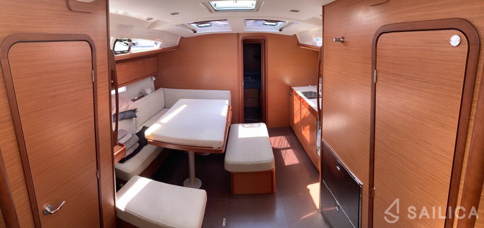 Dufour 460 GL - Yacht Charter Sailica