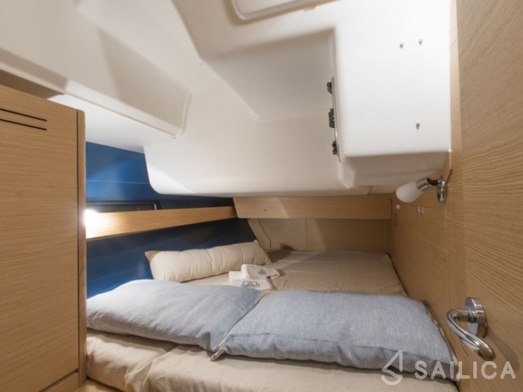 Dufour 460 GL - Yacht Charter Sailica
