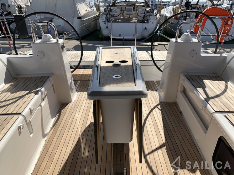 Dufour 460 GL - Yacht Charter Sailica