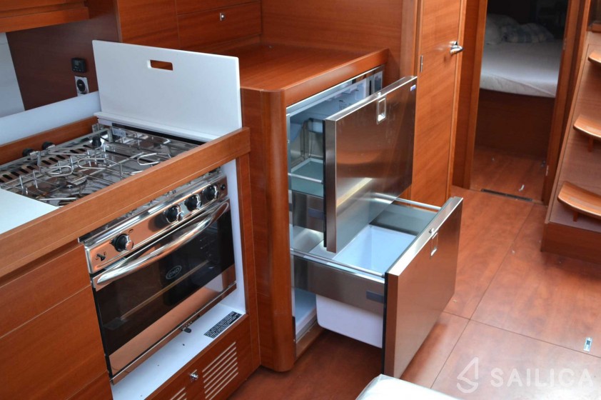Dufour 460 GL - Yacht Charter Sailica