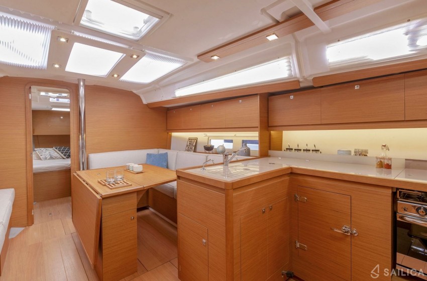 Dufour 390 Grand Large - Yacht Charter Sailica