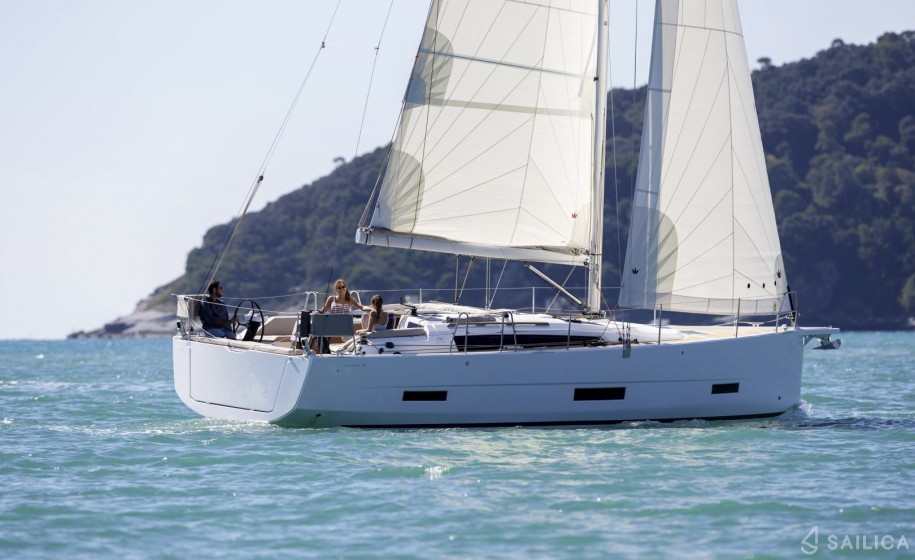 Dufour 390 Grand Large - Yacht Charter Sailica