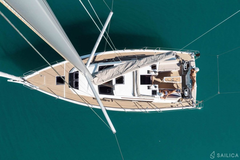 Dufour 390 Grand Large - Yacht Charter Sailica