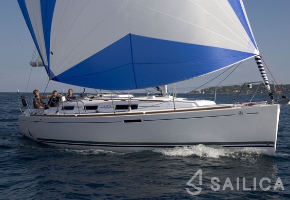 Dufour 325 - Yacht Charter Sailica