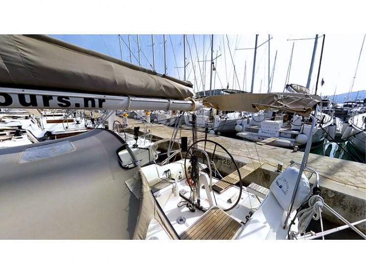 Dufour 34 - Yacht Charter Sailica