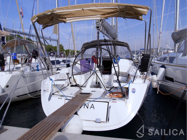 Dufour 34 - Yacht Charter Sailica