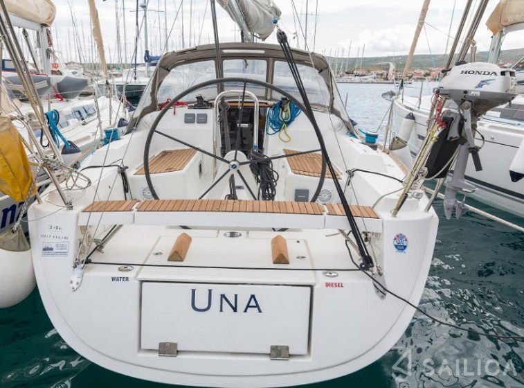 Dufour 34 - Yacht Charter Sailica