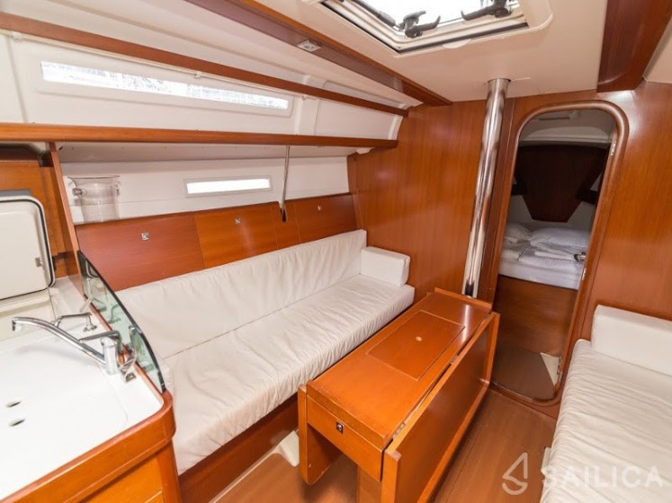 Dufour 34 - Yacht Charter Sailica