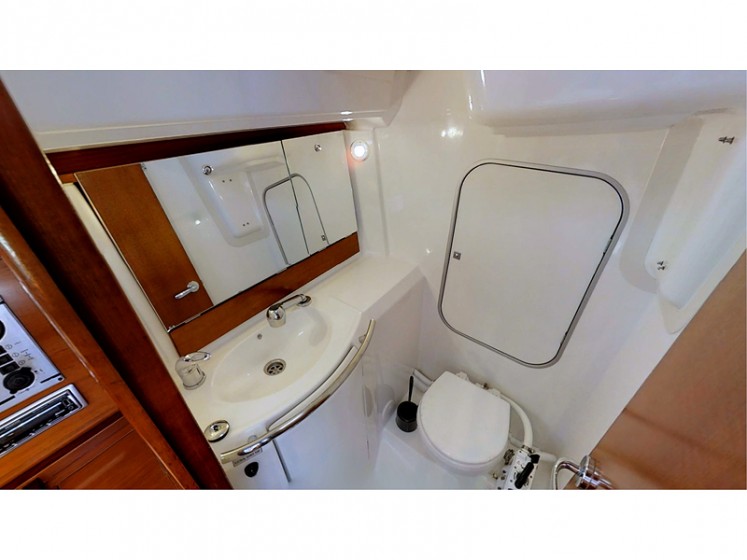 Dufour 34 - Yacht Charter Sailica