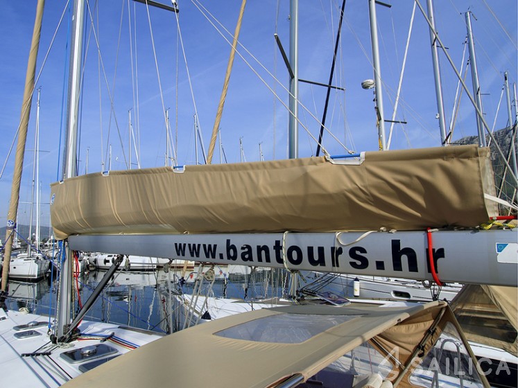 Dufour 405 - Yacht Charter Sailica
