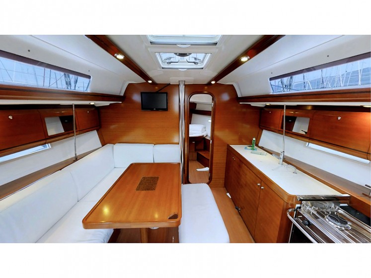 Dufour 405 - Yacht Charter Sailica