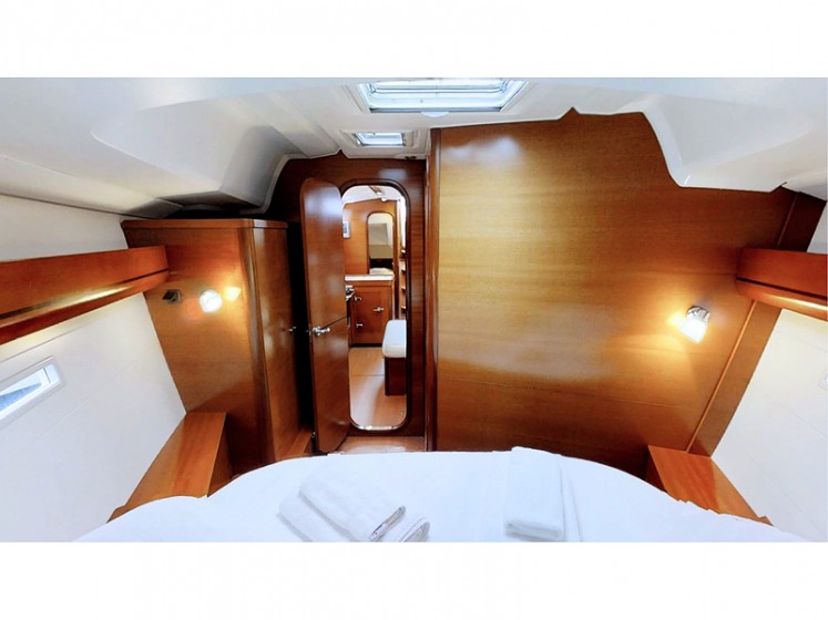 Dufour 405 - Yacht Charter Sailica