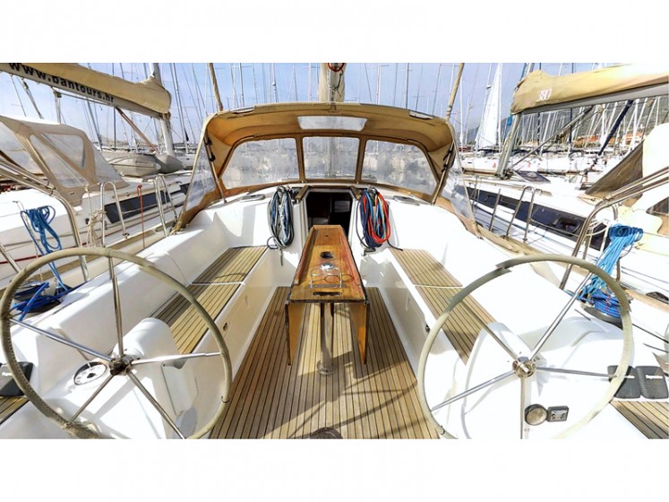 Dufour 405 - Yacht Charter Sailica