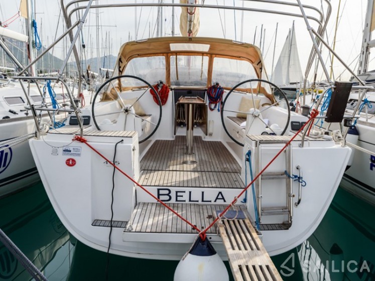 Dufour 405 - Yacht Charter Sailica