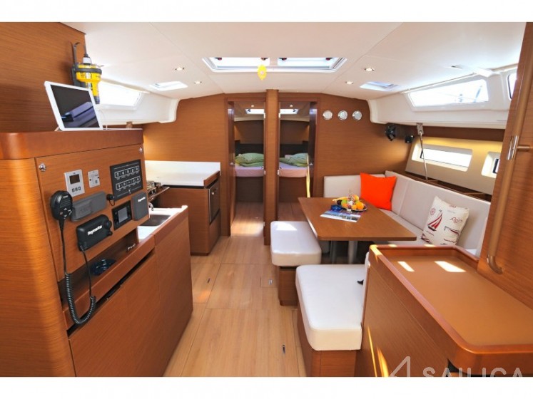 Sun Odyssey 490 - Yacht Charter Sailica