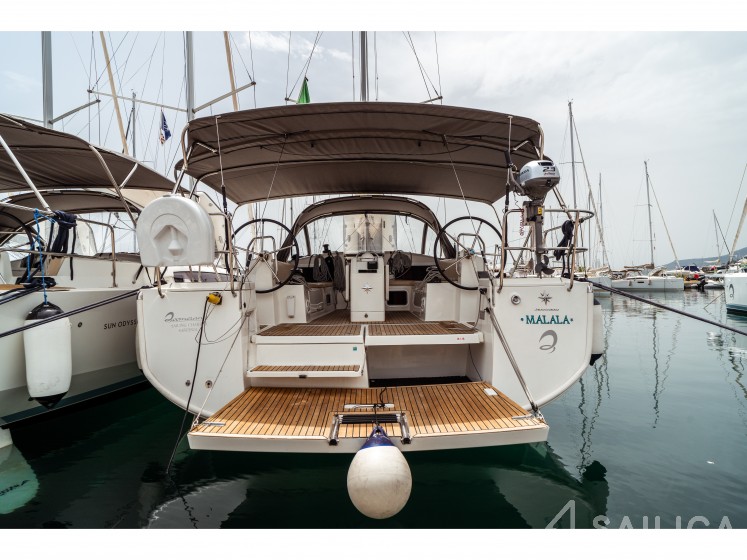 Sun Odyssey 440 - Yacht Charter Sailica