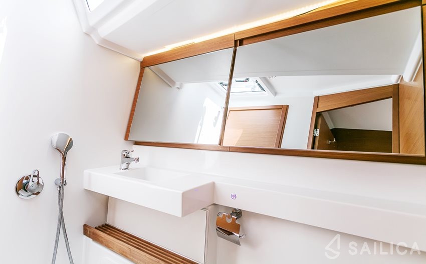 Sun Odyssey 440 - Yacht Charter Sailica