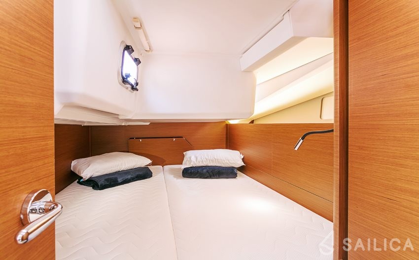 Sun Odyssey 440 - Yacht Charter Sailica