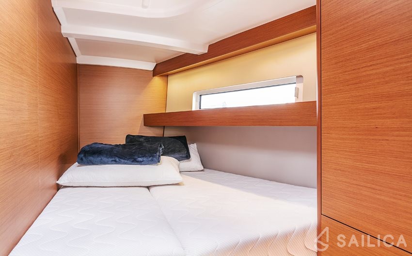 Sun Odyssey 440 - Yacht Charter Sailica