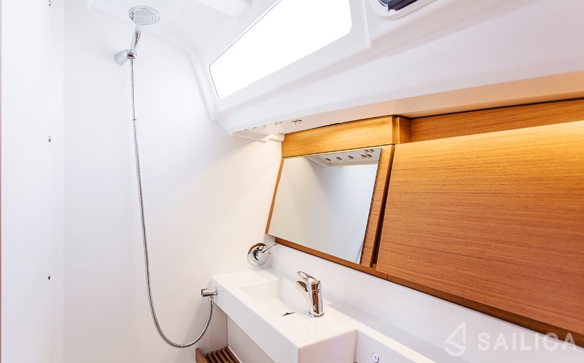 Sun Odyssey 440 - Yacht Charter Sailica