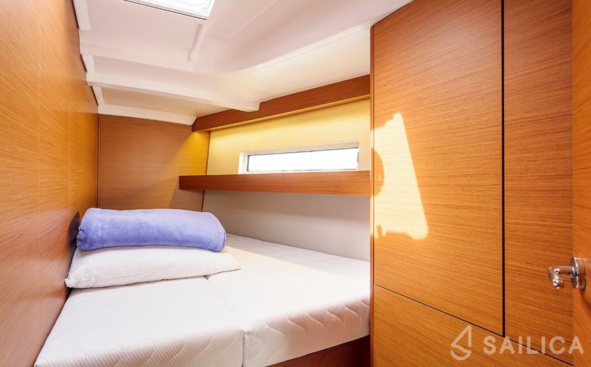 Sun Odyssey 440 - Yacht Charter Sailica