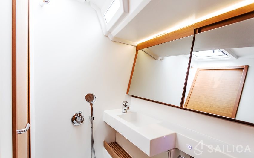Sun Odyssey 440 - Yacht Charter Sailica