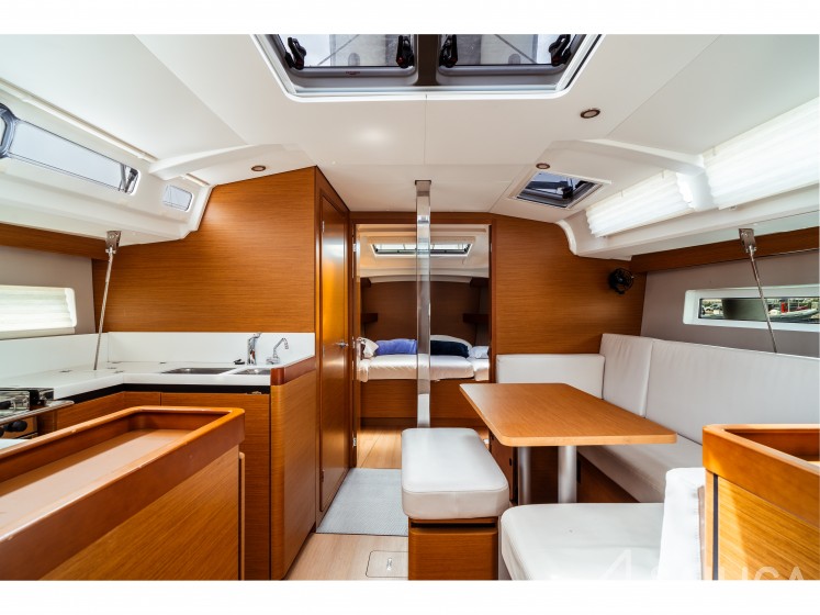 Sun Odyssey 440 - Yacht Charter Sailica
