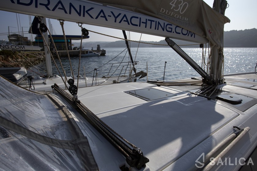 Dufour 430 Grand Large - Yacht Charter Sailica