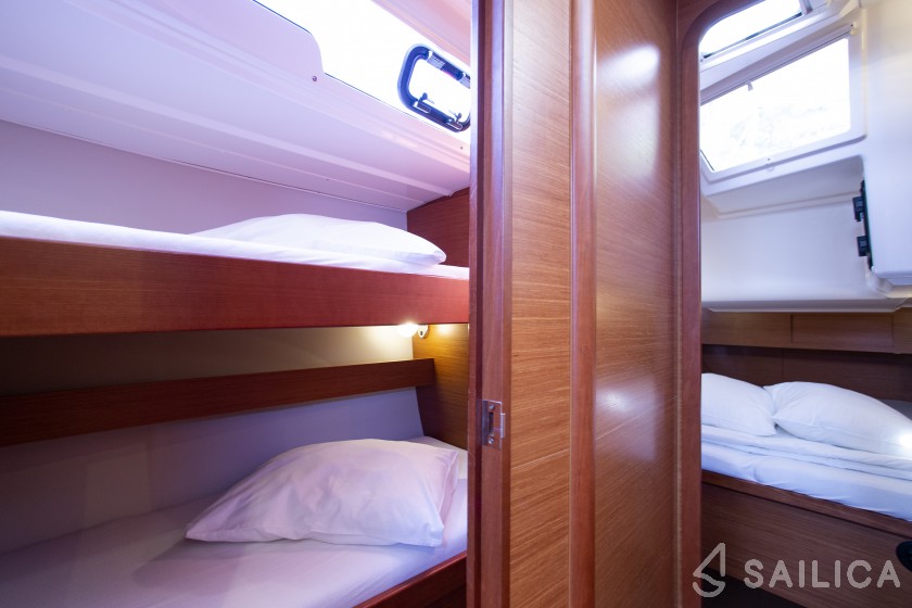 Dufour 430 Grand Large - Yacht Charter Sailica