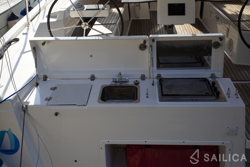 Dufour 430 Grand Large - Yacht Charter Sailica